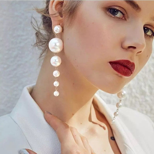Long Bold Pearl Earring