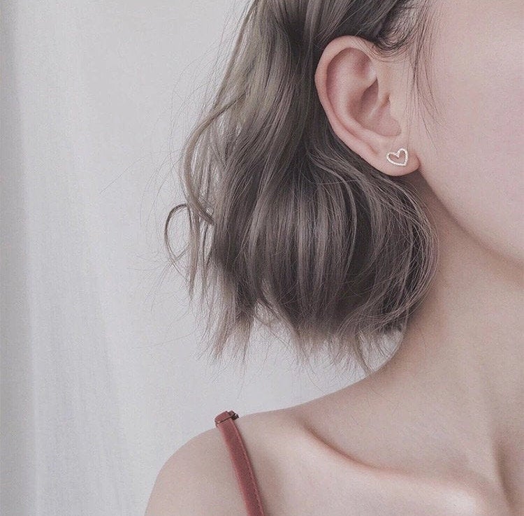 Hammered Heart Stud Metal Earring