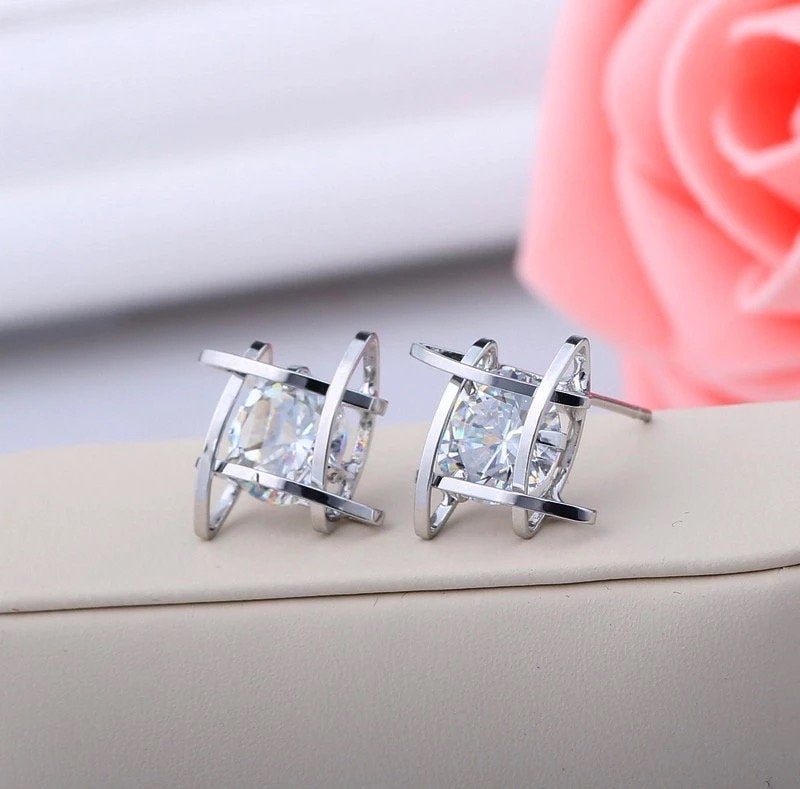 Wrapped Crystal Stud Gemstone Earring