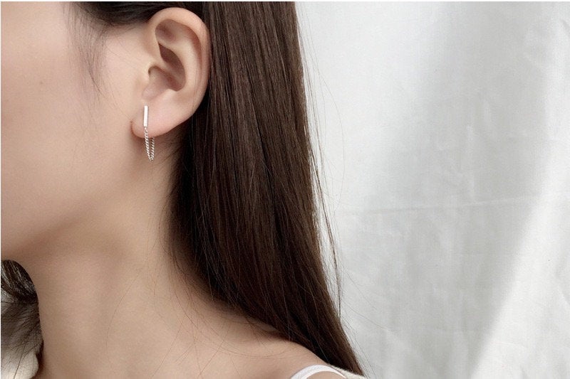 Minimalist Bar Chain Cuff Earring