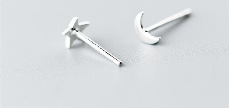 Tiny Star Moon Mismatched Earring