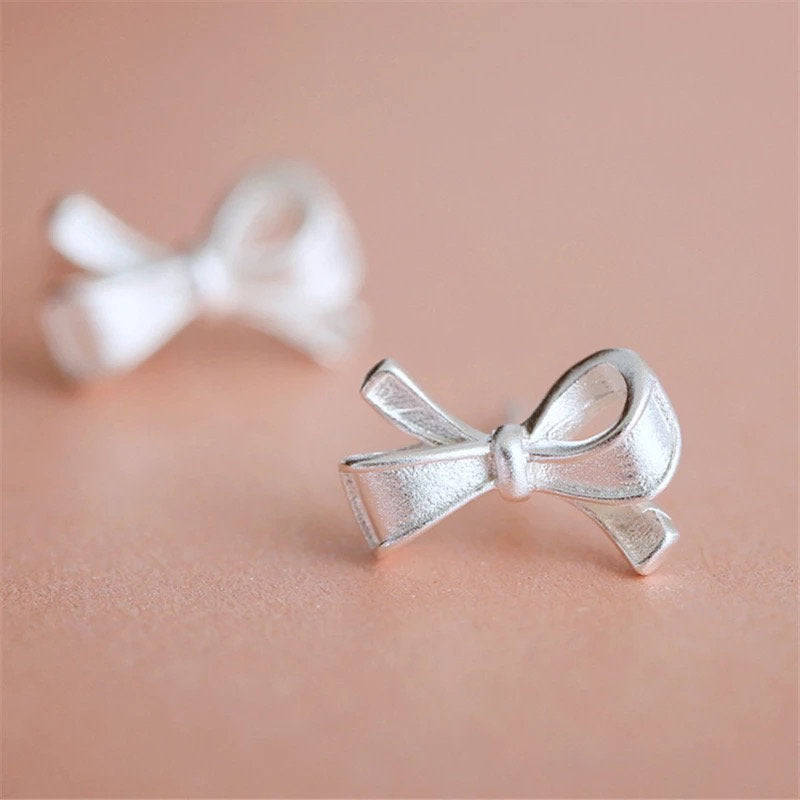 Tiny Bow Cute Earring