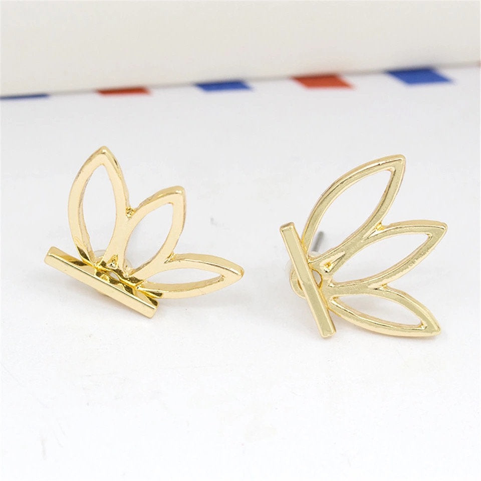 Lotus Flower Gold Earring