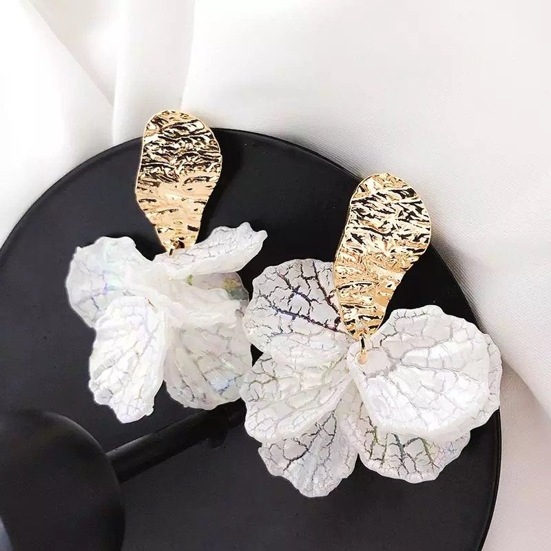 White Petal Flower Dangle Earring