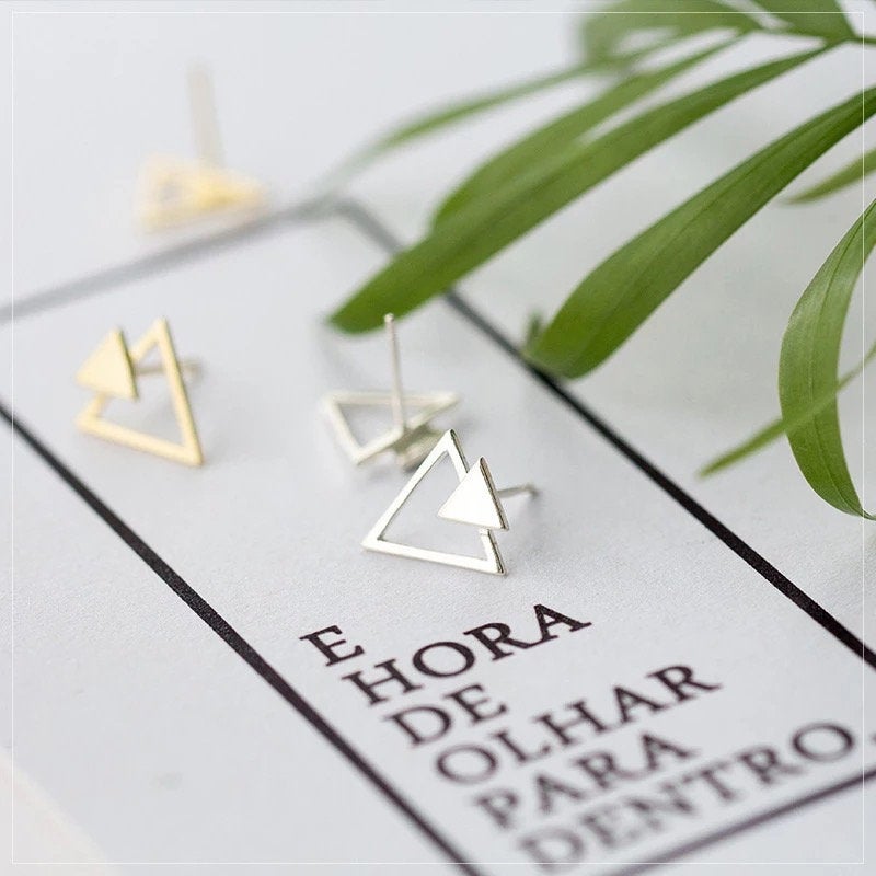 Tiny Double Triangle Minimalist Earring