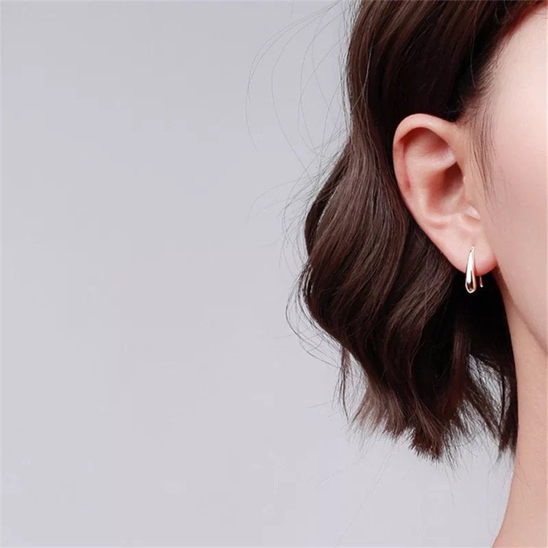 Tiny Teardrop Minimalist Earring