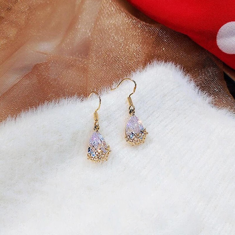 Flowered Teardrop Dangle Earring