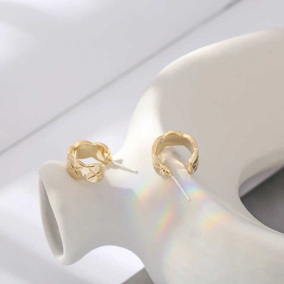 X Quilt Huggie Hoop Earring