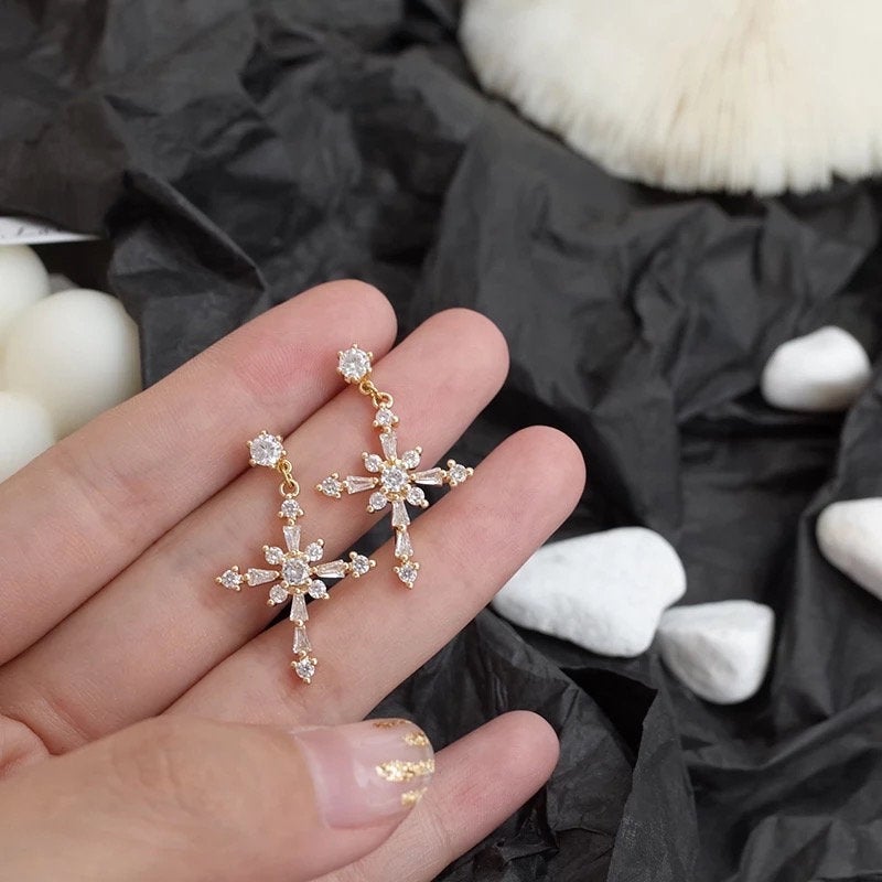 Crystal Cross Pendant Earring