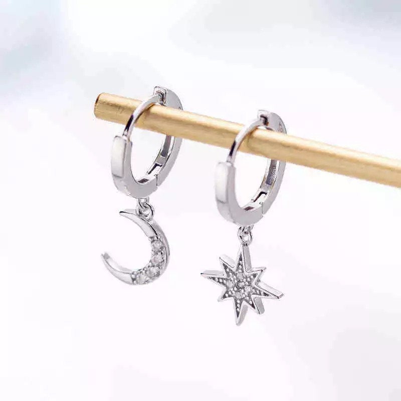 Mismatched Star Moon Hoop Earring