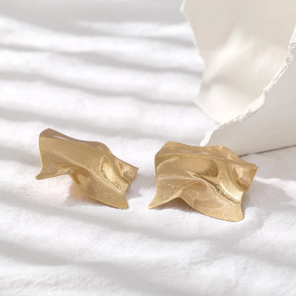 Square Asymmetric Bold Earring