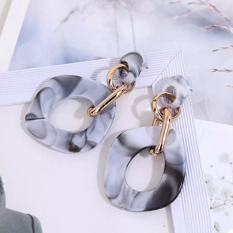 Marble Chain Oval Earring