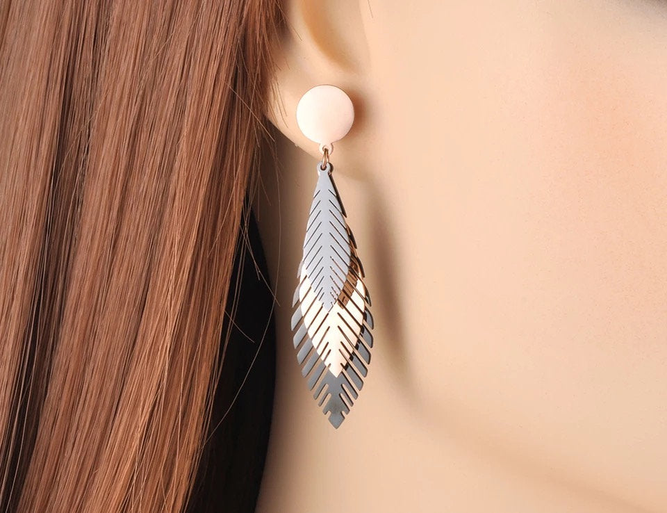 Lariat Dangle Leaf Metal Earring