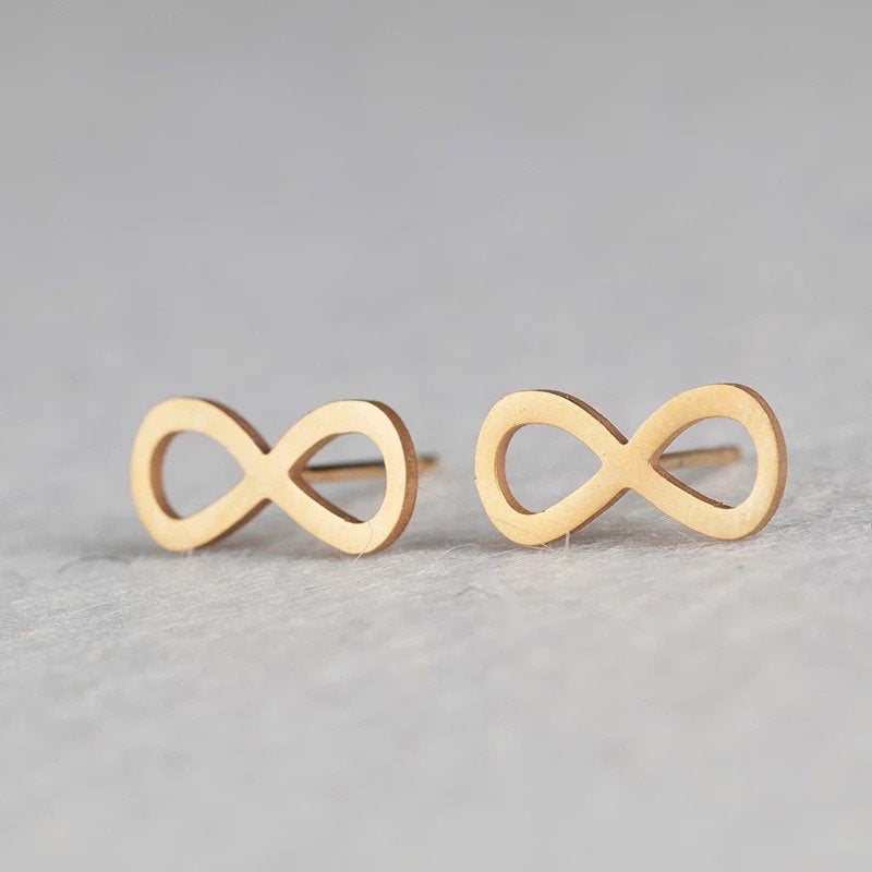 Infinity Stud Simple Earring