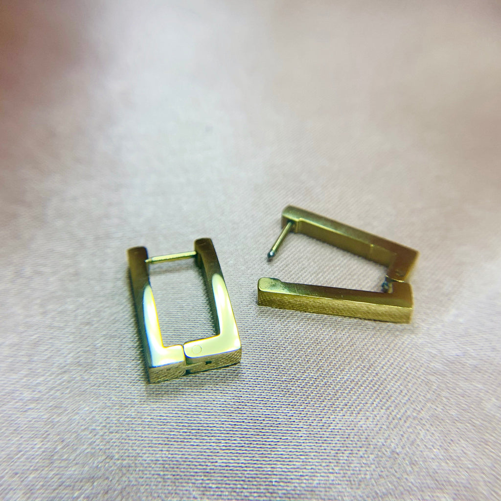 Link Chain Rectangle Hoop Earring