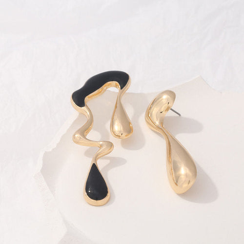 Mismatched Drip Teardrop Earring