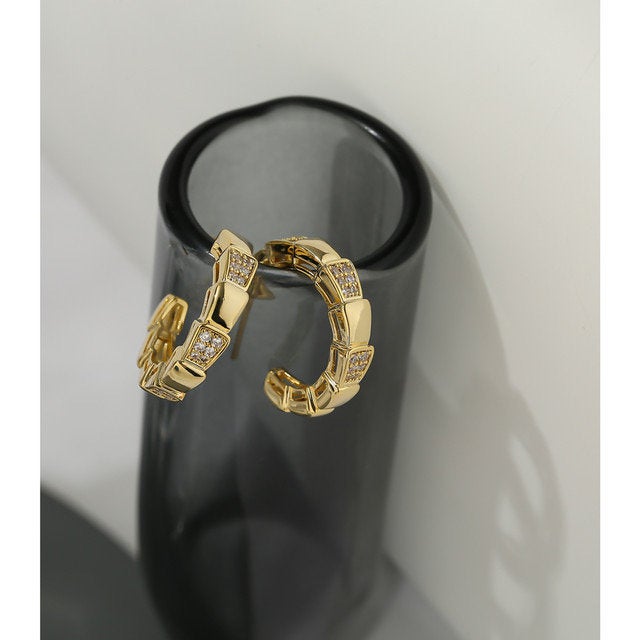 Crystal Ribbed Open Hoop Snake Earring