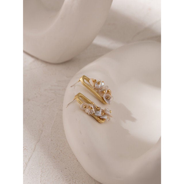 Geometric Calla Flower Earring