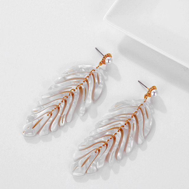 Palm Leaf Dangle Green Earring