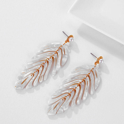 Palm Leaf Dangle Green Earring