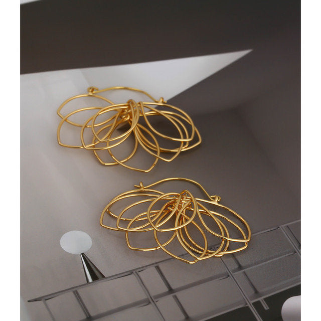 Metal Flower Minimalist Earring