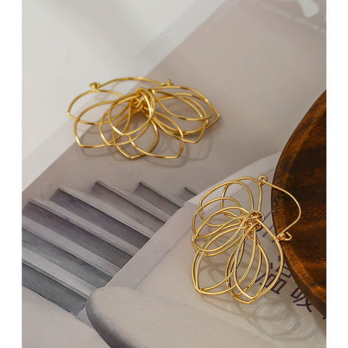 Metal Flower Minimalist Earring