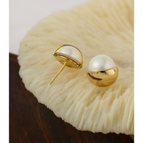 Gold Dipper Pearl Stud Earring