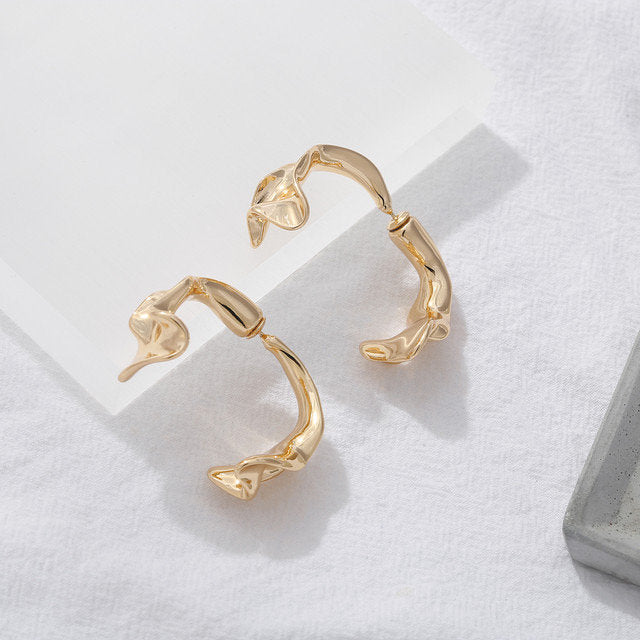 Melting Hoop Silver Earring