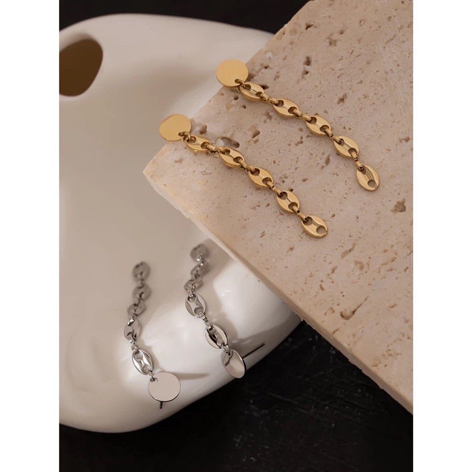 Disc Dangle Mariner Link Chain Earring