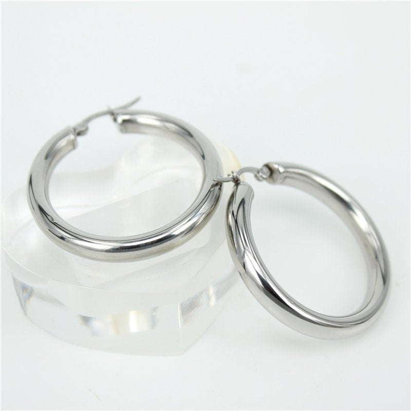 Classic Hoop Gold Earring