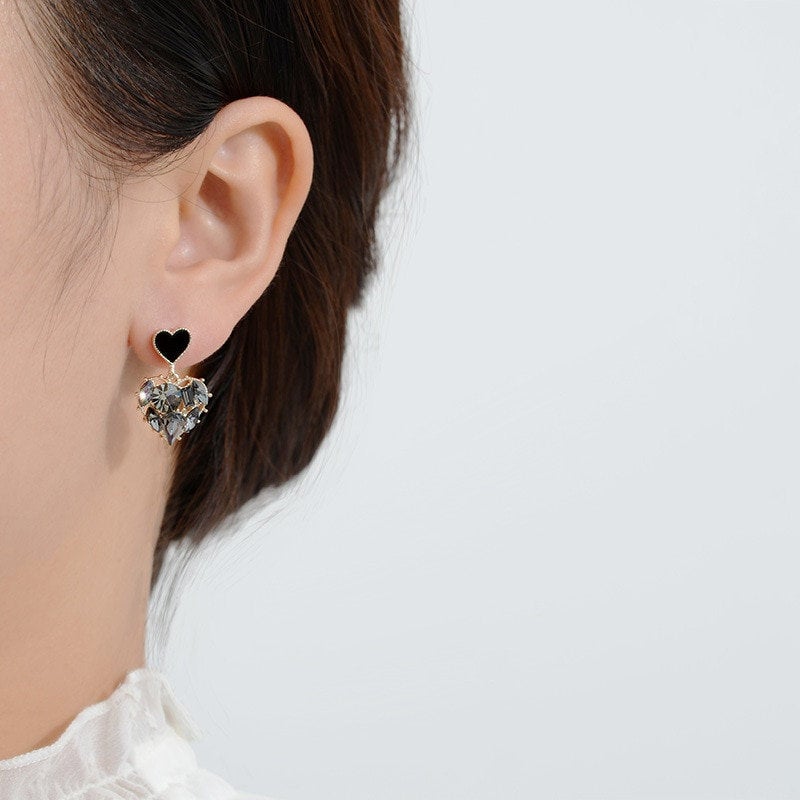 Black Crystal Heart Dangle Earring