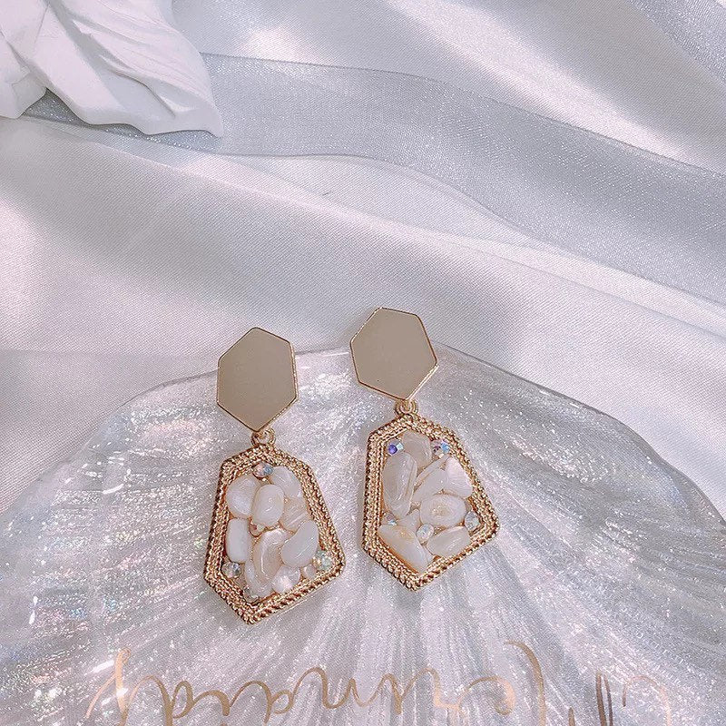 Vintage Resin Gemstone Earring