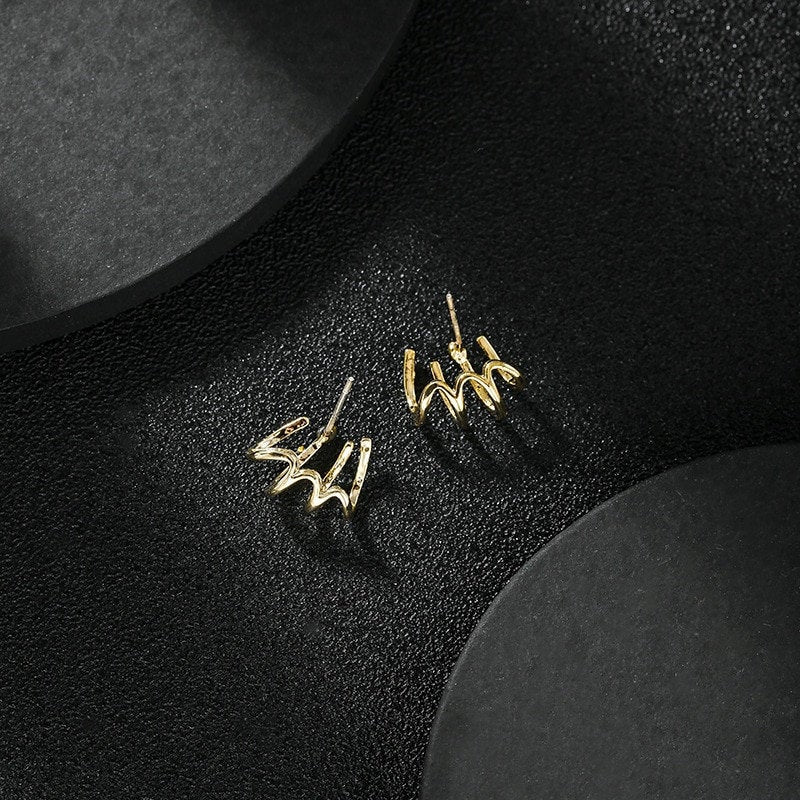 Crystal Claw Gemstone Earring