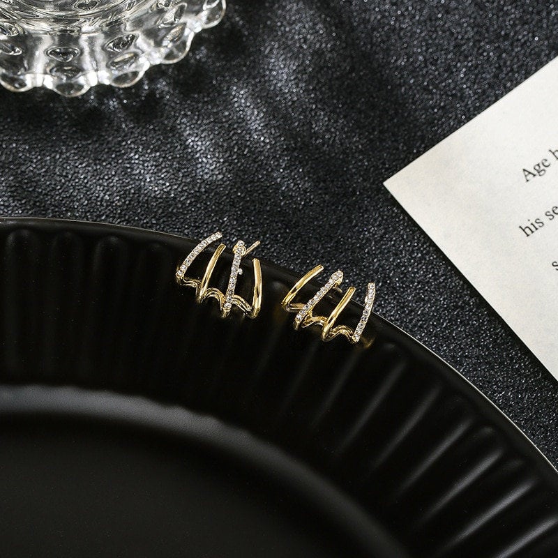 Crystal Claw Gemstone Earring