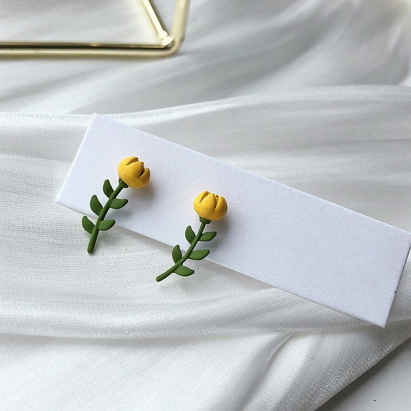 Yellow Tulip Stud Gold Earring