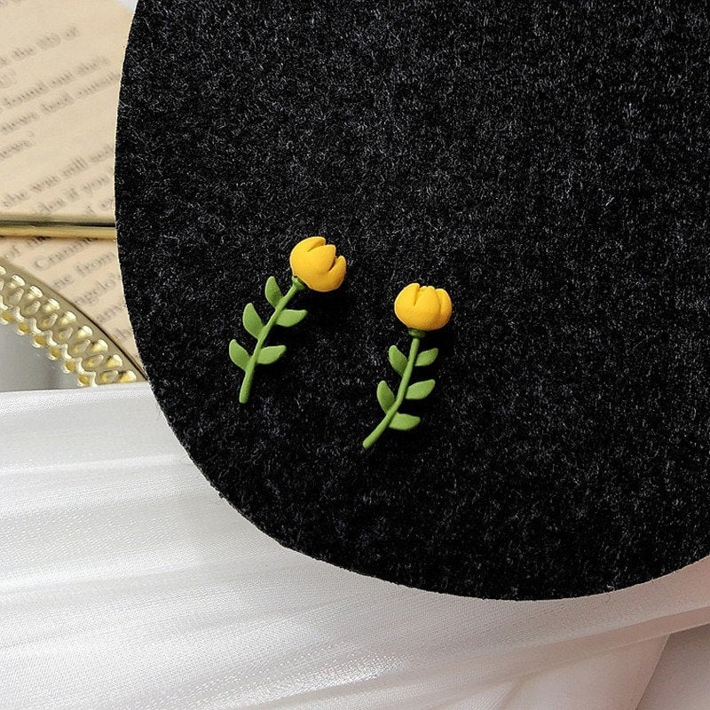 Yellow Tulip Stud Gold Earring