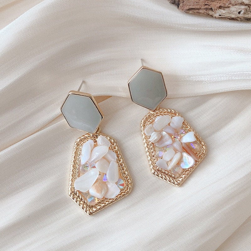 Vintage Resin Gemstone Earring