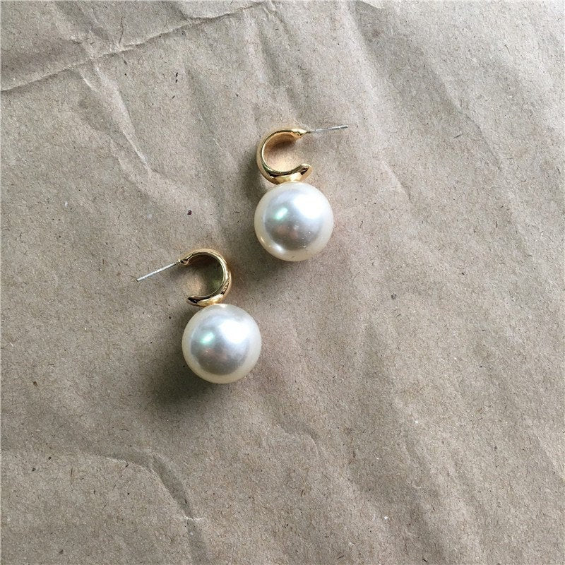 Classy Hoop Pearl Earring