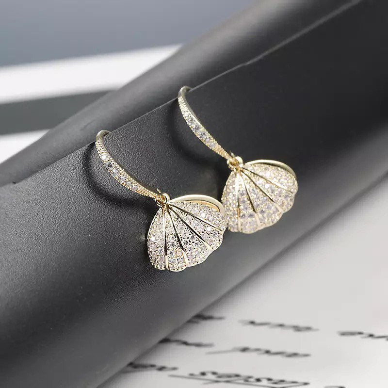 Hidden Treasure Seashell Earring