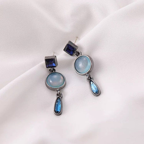 Retro Water Drop Gemstone Earring