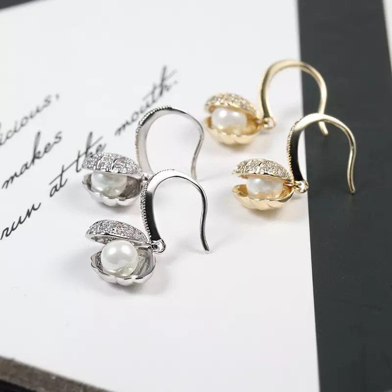 Hidden Treasure Seashell Earring