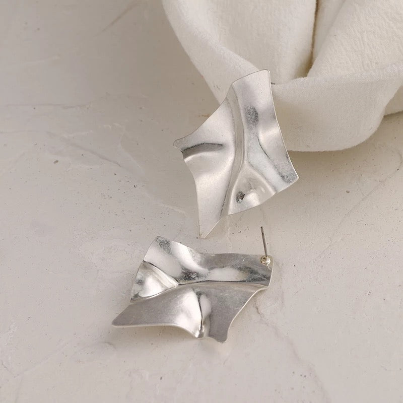 Square Asymmetric Bold Earring