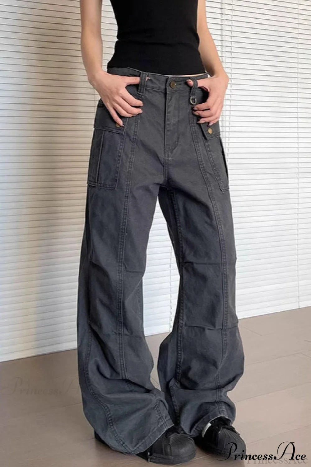 Washed Multi-Pocket Flared Pant